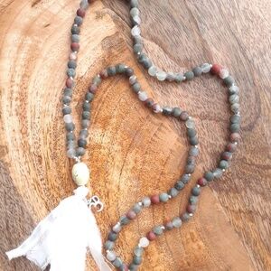 Japa Mala Yoga Meditation 108 Beads with Silk Tassel